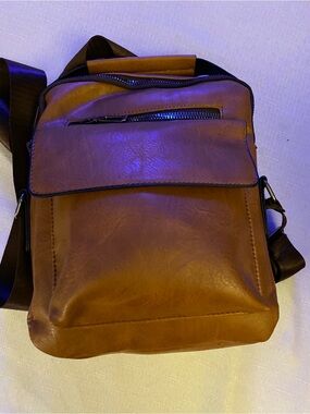 Men's Faux Leather Crossbody Bag - Brown